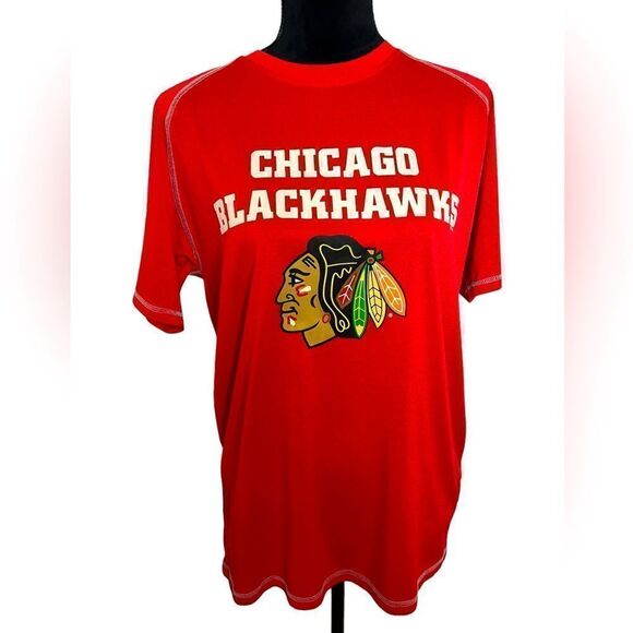NHL CHICAGO BLACKHAWKS HOCKEY DRI-FIT TSHIRT MENS SIZE MEDIUM - Picture 1 of 9